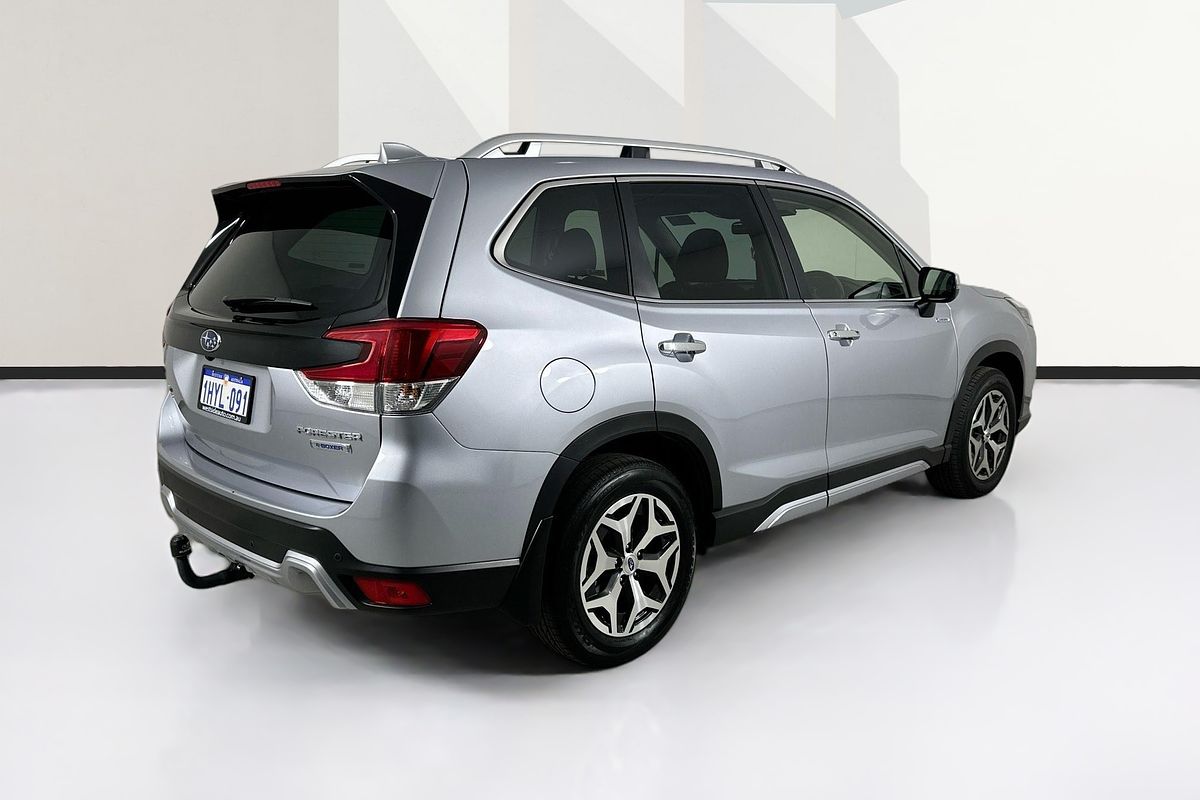 2023 Subaru Forester Hybrid L S5