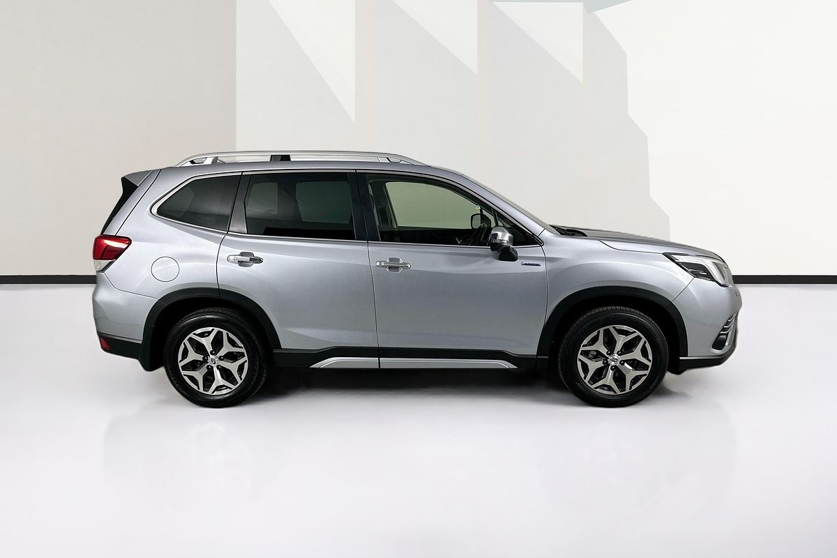 2023 Subaru Forester Hybrid L S5