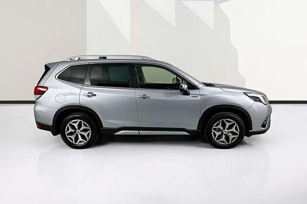 2023 Subaru Forester Hybrid L S5