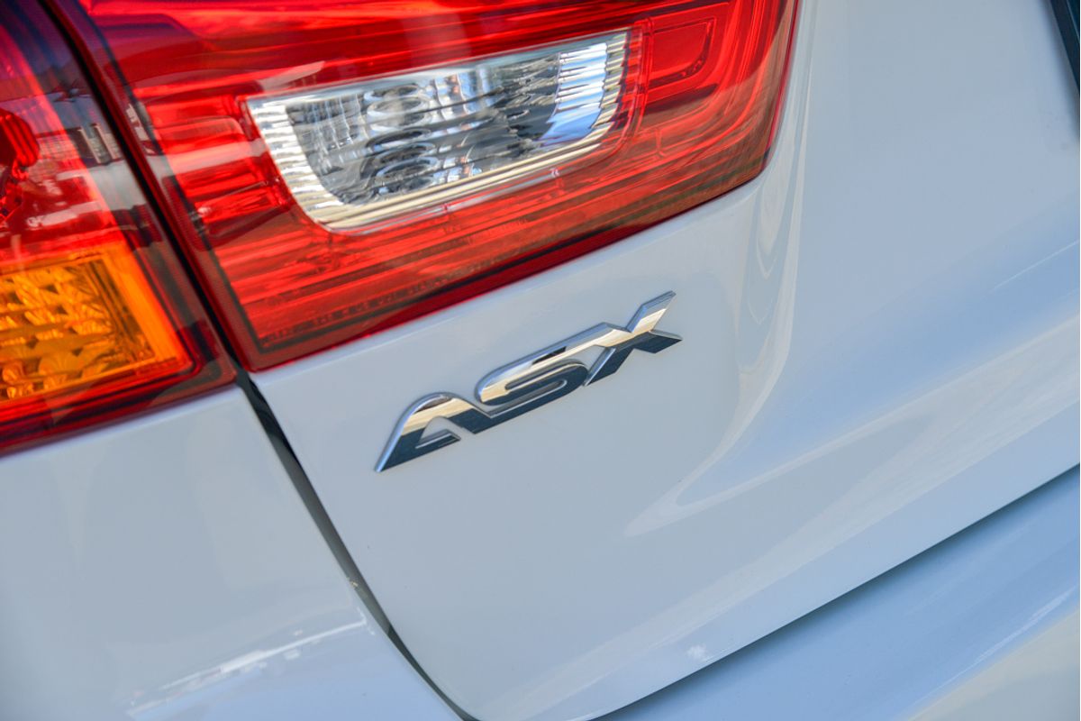 2019 Mitsubishi ASX ES XC