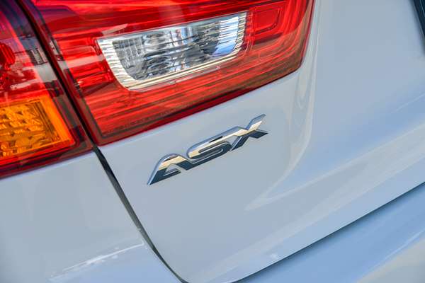 2019 Mitsubishi ASX ES XC