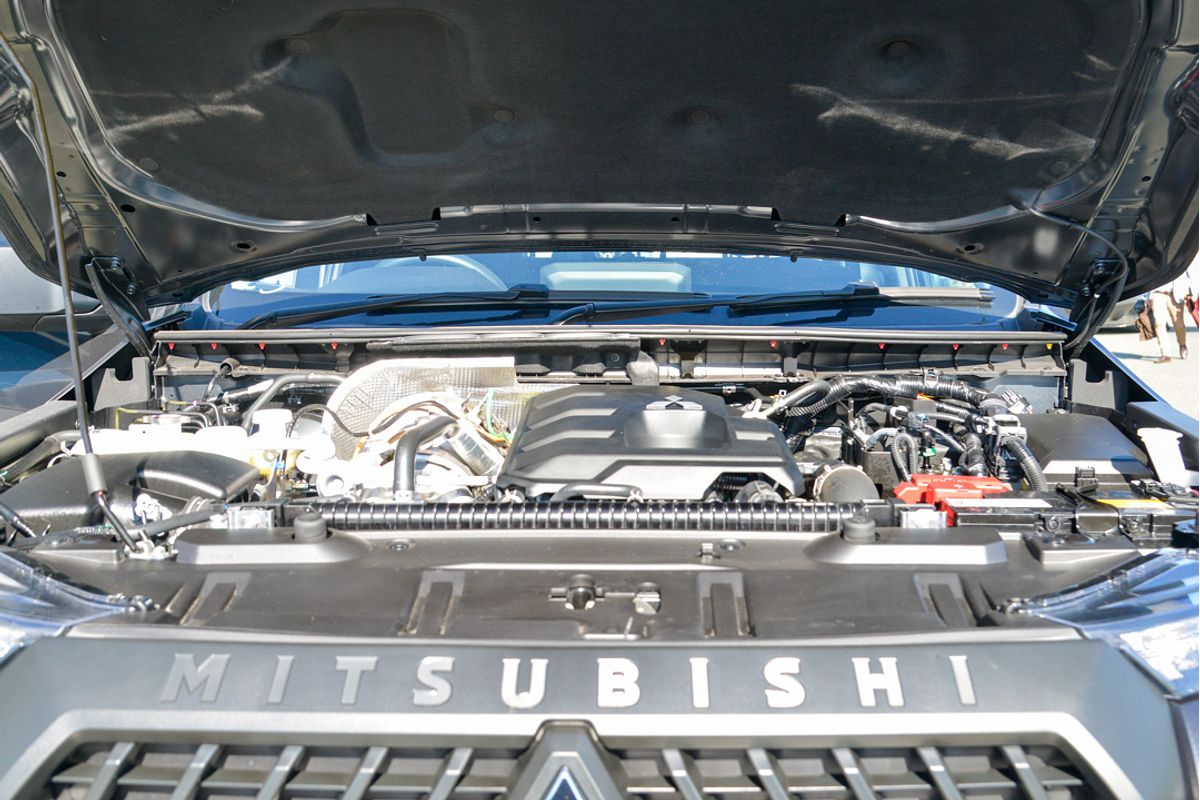 2024 Mitsubishi Triton GLX MV 4X4