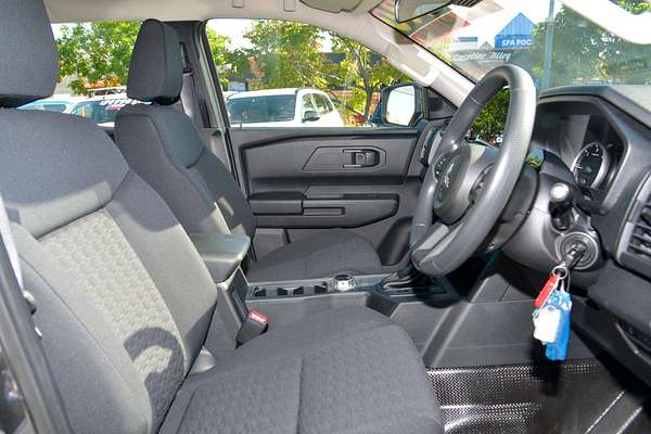 2024 Mitsubishi Triton GLX MV 4X4