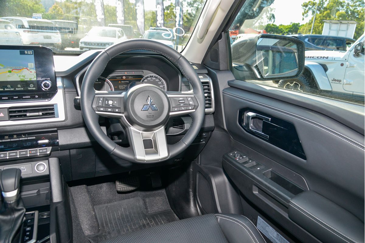 2024 Mitsubishi Triton GLS MV 4X4