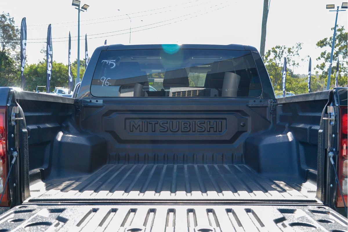 2024 Mitsubishi Triton GLS MV 4X4
