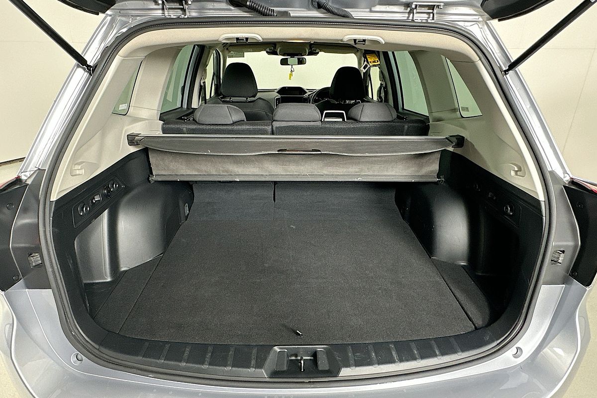 2023 Subaru Forester Hybrid L S5