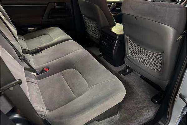 2013 Toyota Landcruiser GXL VDJ200R