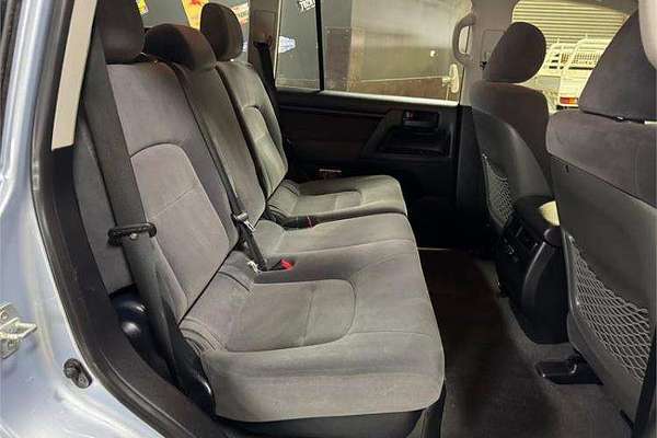2013 Toyota Landcruiser GXL VDJ200R