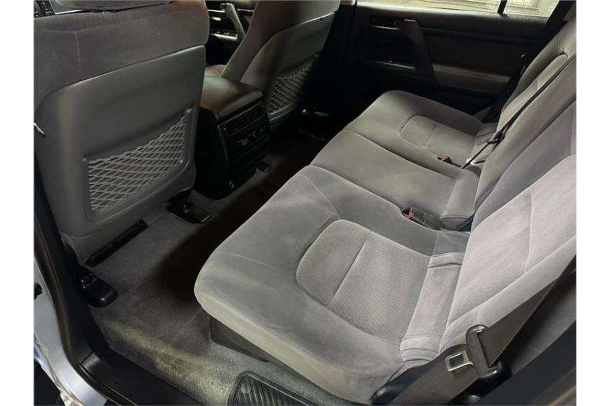 2013 Toyota Landcruiser GXL VDJ200R