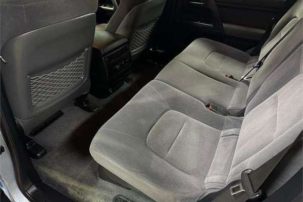 2013 Toyota Landcruiser GXL VDJ200R