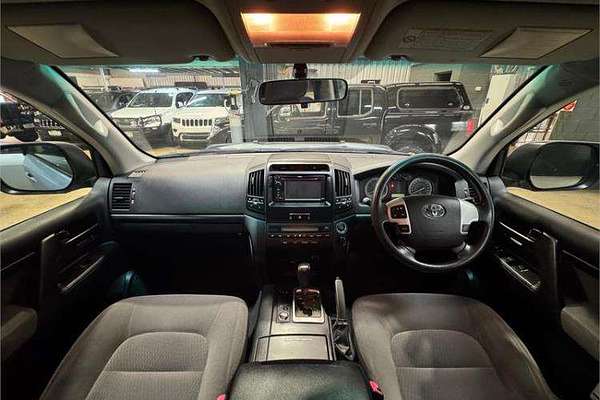 2013 Toyota Landcruiser GXL VDJ200R