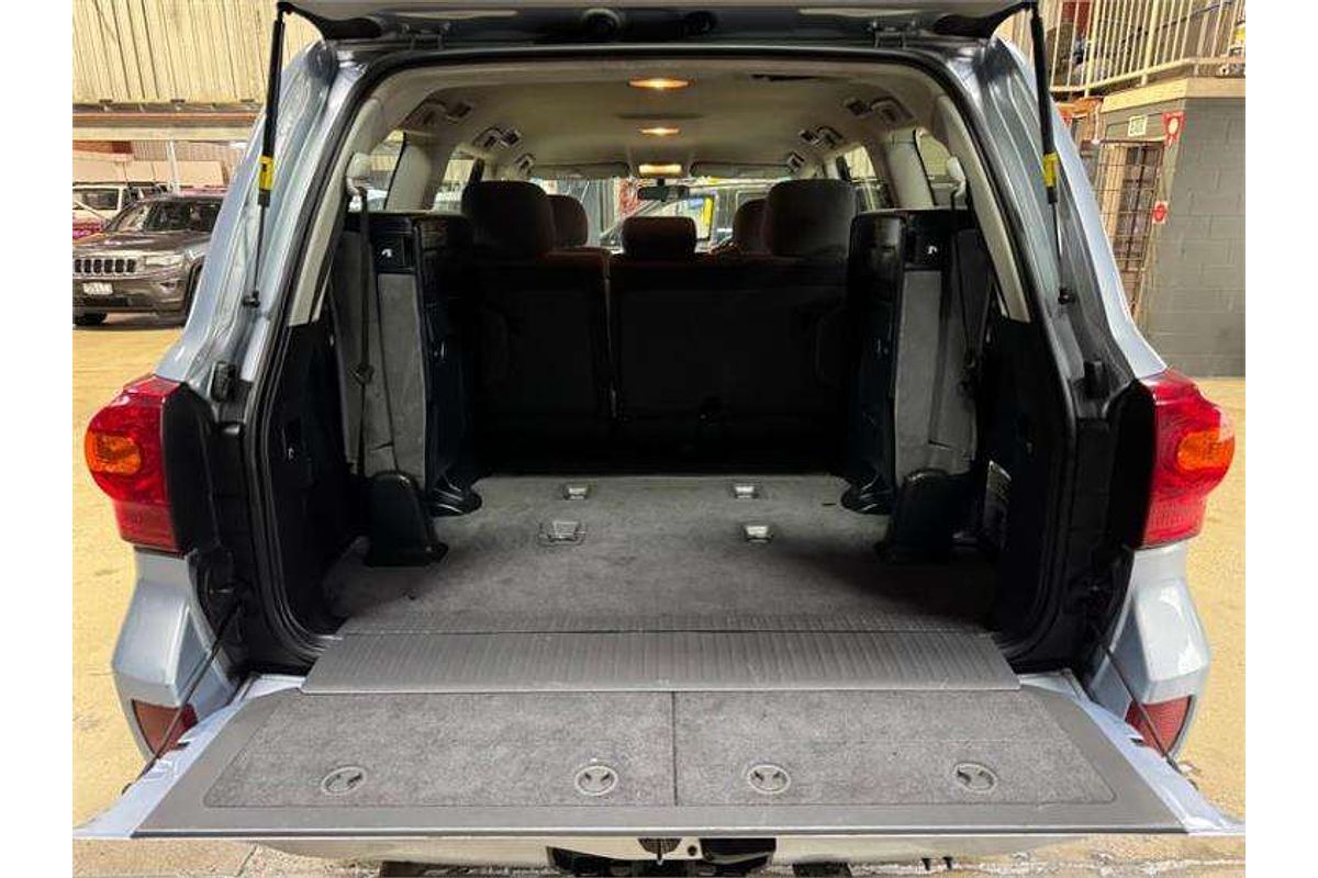 2013 Toyota Landcruiser GXL VDJ200R