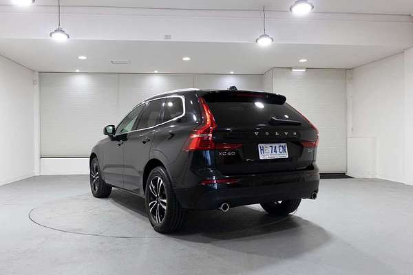 2017 Volvo XC60 D4 Momentum