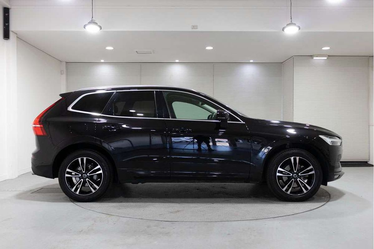 2017 Volvo XC60 D4 Momentum