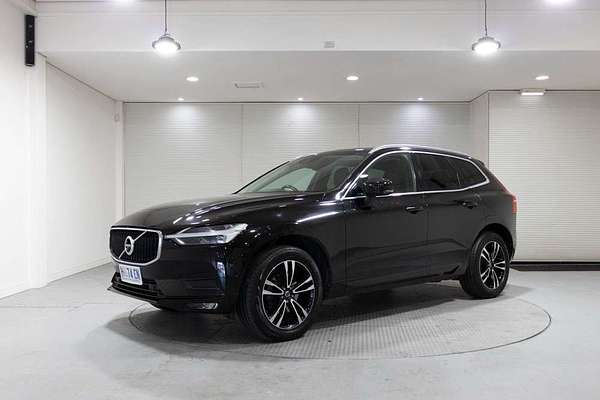 2017 Volvo XC60 D4 Momentum