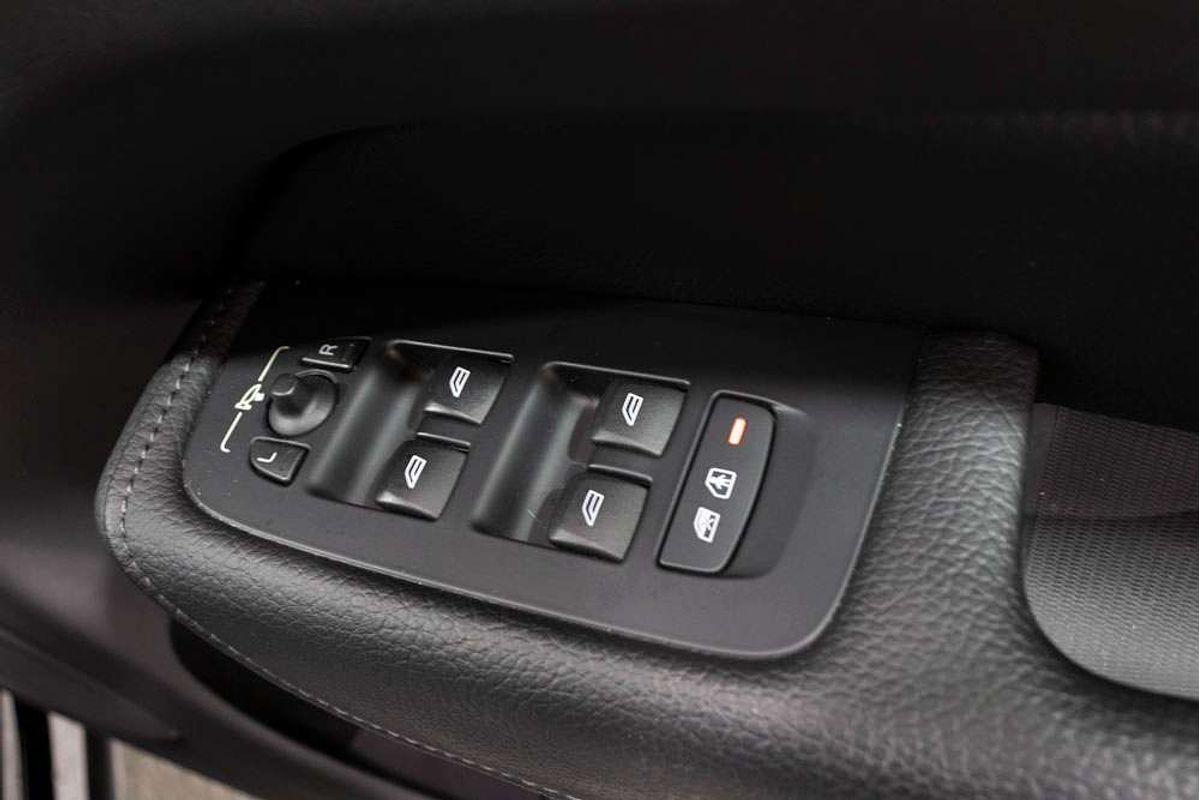 2017 Volvo XC60 D4 Momentum