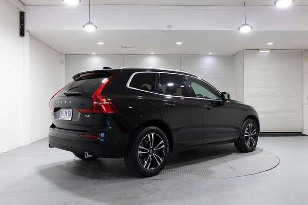 2017 Volvo XC60 D4 Momentum