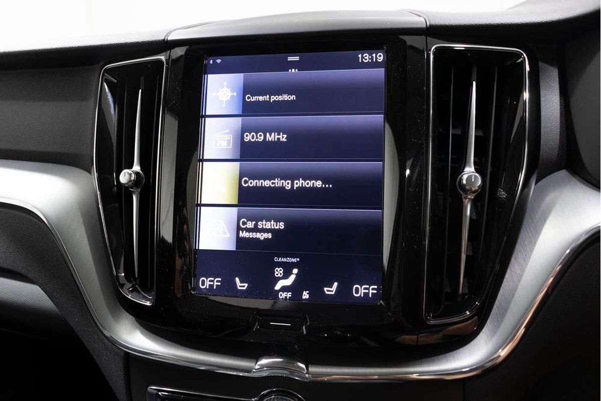 2017 Volvo XC60 D4 Momentum