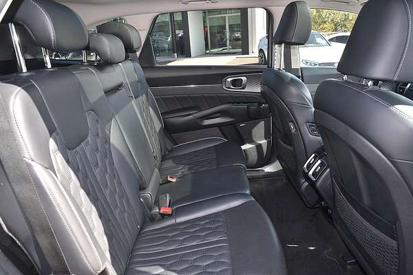 2022 Kia Sorento GT-Line MQ4