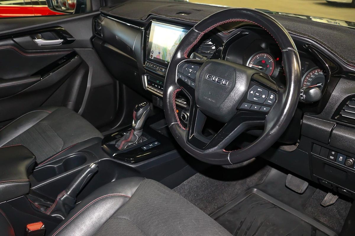 2022 Isuzu D-MAX X-TERRAIN 4X4