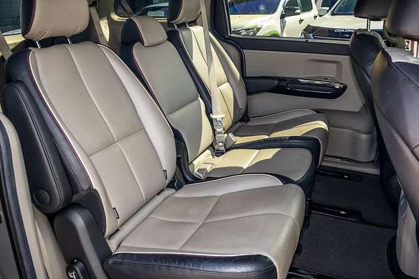 2019 Kia Carnival Platinum YP