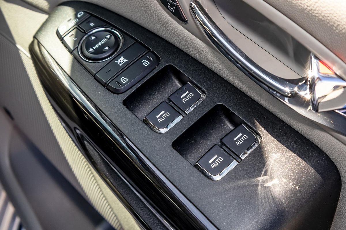 2019 Kia Carnival Platinum YP