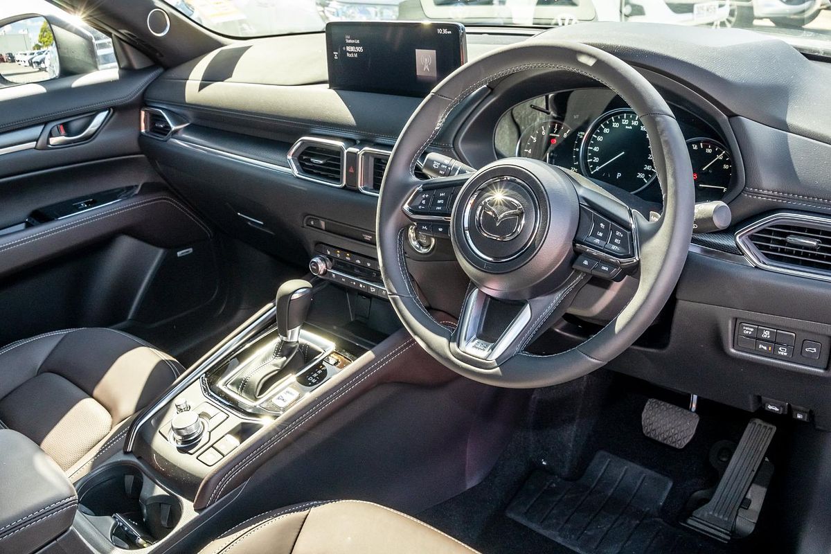 2025 Mazda CX-5 G25 Akera KF Series