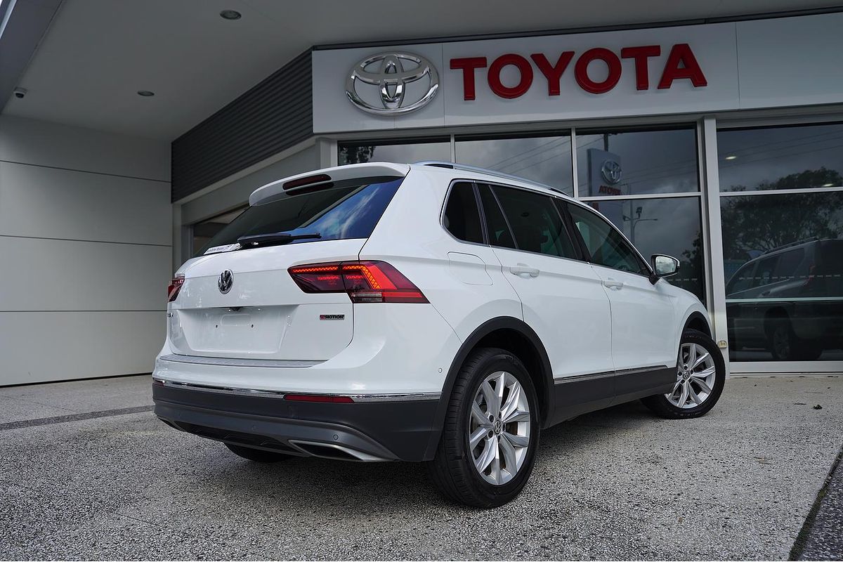 2017 Volkswagen TIGUAN TIGUAN 162 TSI HIGHLINE 5NA