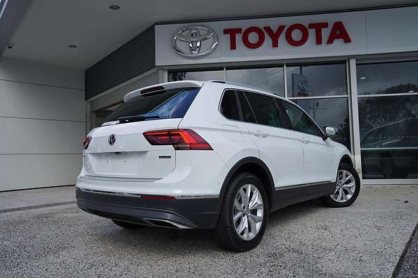 2017 Volkswagen TIGUAN TIGUAN 162 TSI HIGHLINE 5NA