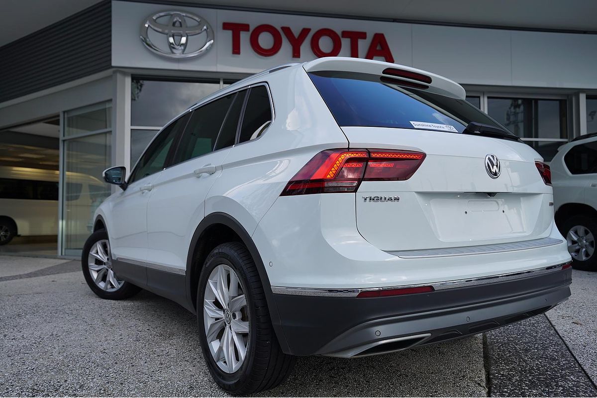 2017 Volkswagen TIGUAN TIGUAN 162 TSI HIGHLINE 5NA