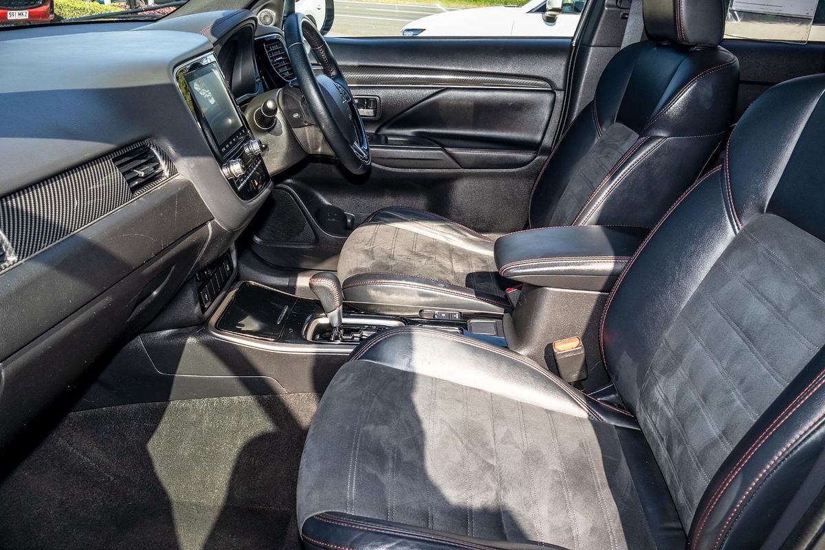 2020 Mitsubishi Outlander Black Edition ZL