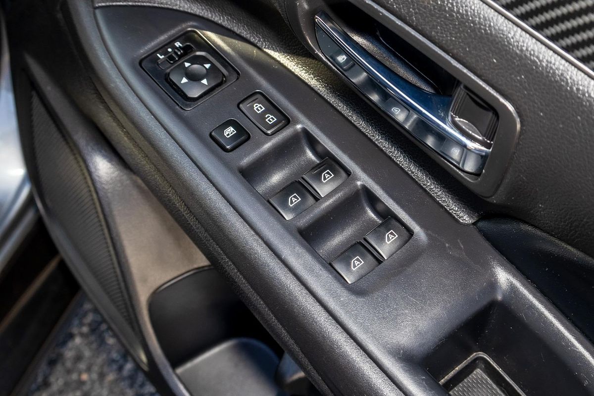 2020 Mitsubishi Outlander Black Edition ZL