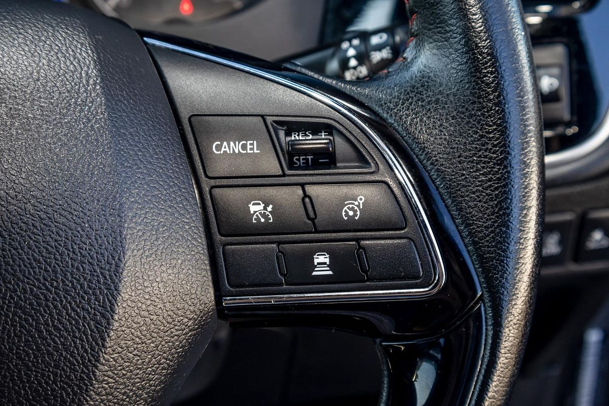 2020 Mitsubishi Outlander Black Edition ZL