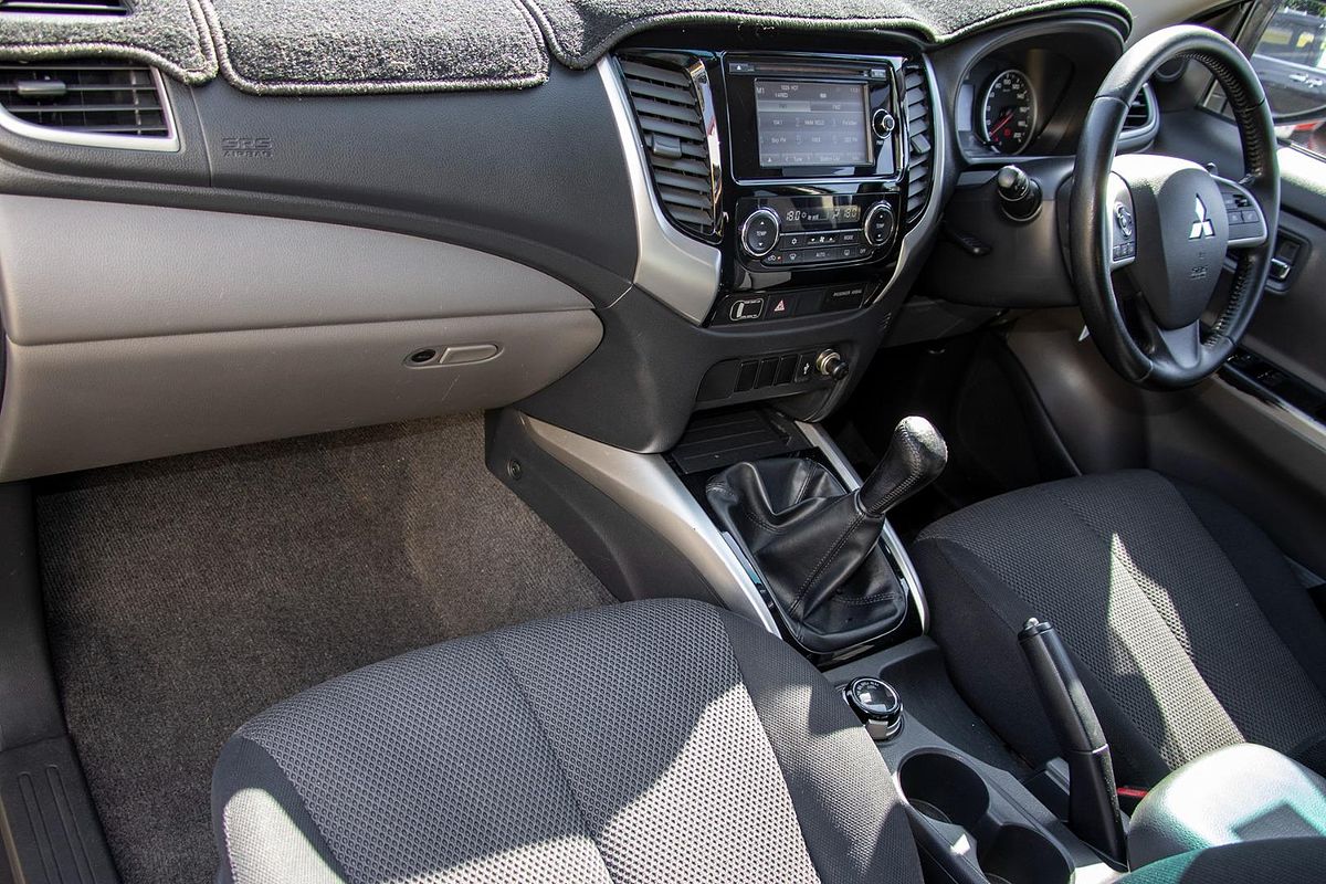 2015 Mitsubishi Triton GLS MQ 4X4