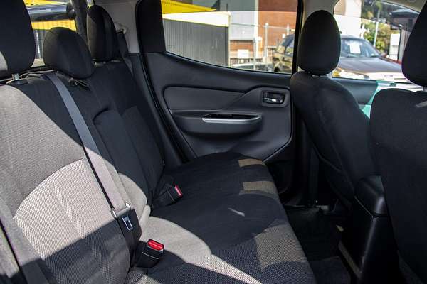 2015 Mitsubishi Triton GLS MQ 4X4