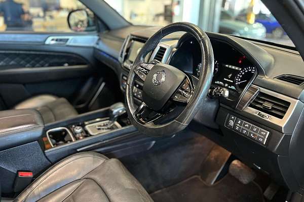 2019 SsangYong Rexton Ultimate Y400