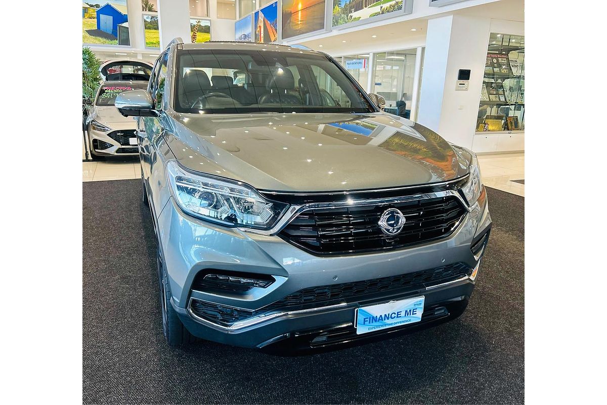 2019 SsangYong Rexton Ultimate Y400