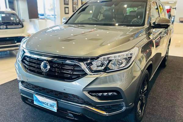 2019 SsangYong Rexton Ultimate Y400