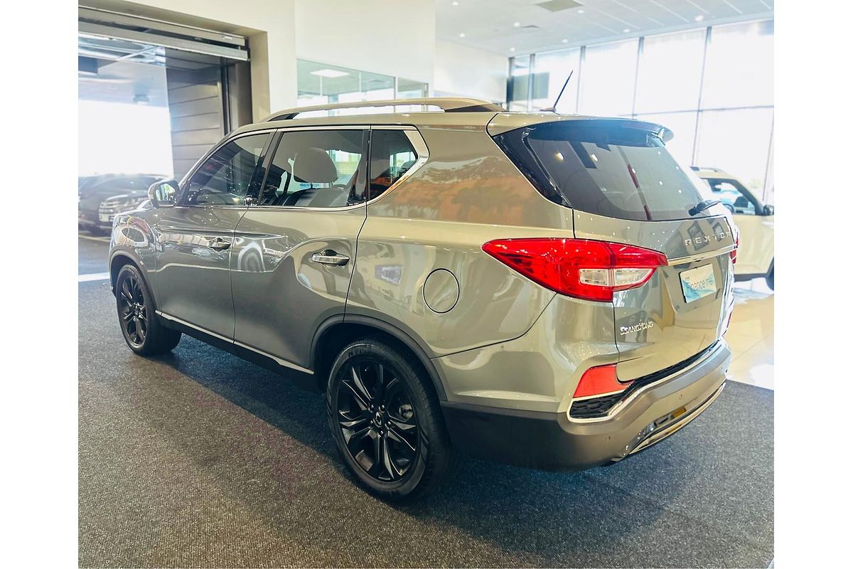 2019 SsangYong Rexton Ultimate Y400
