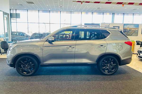2019 SsangYong Rexton Ultimate Y400
