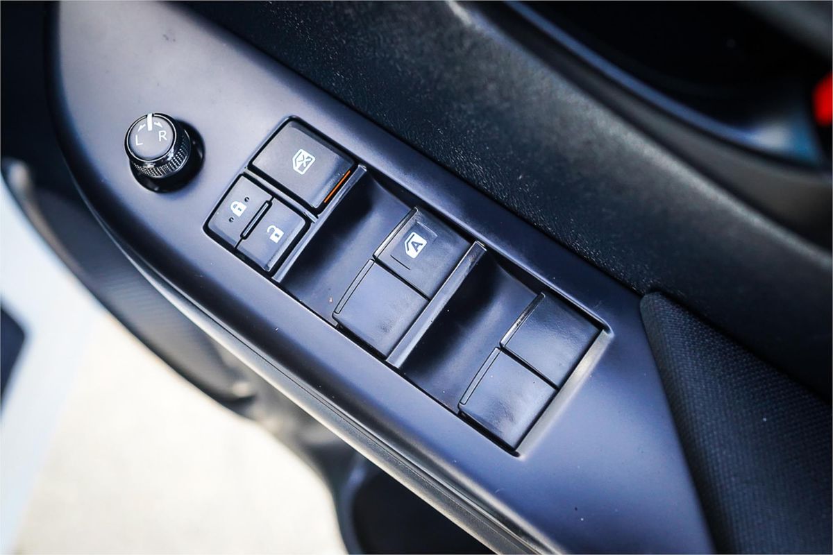 2019 Toyota Hilux Workmate TGN121R Rear Wheel Drive
