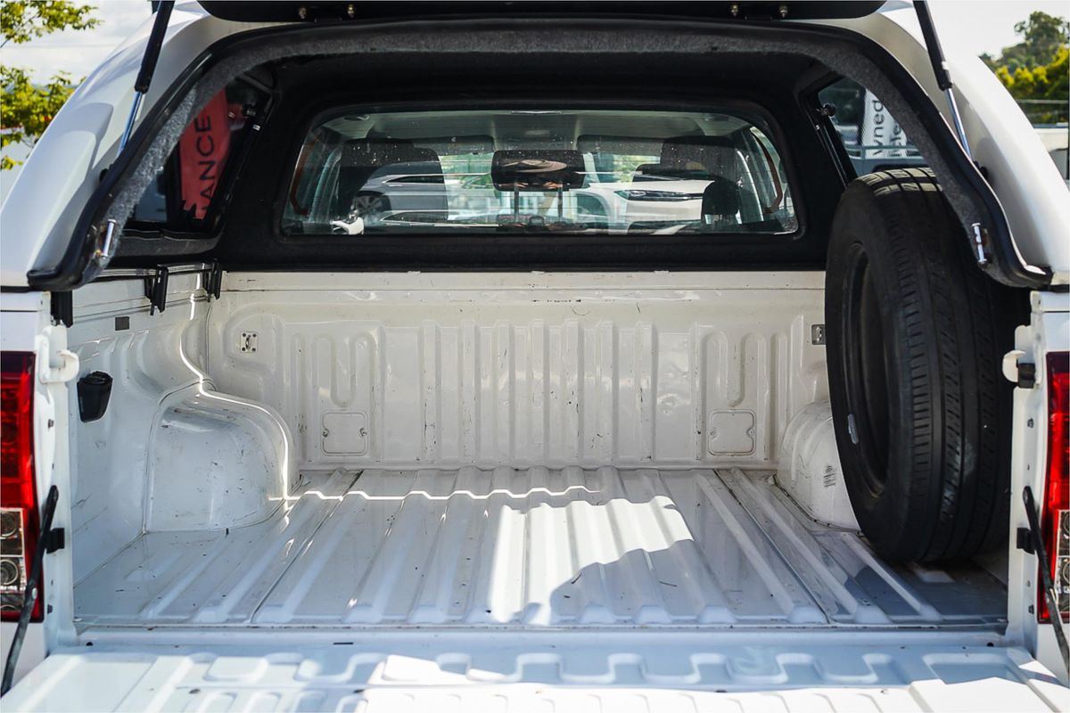 2019 Toyota Hilux Workmate TGN121R Rear Wheel Drive
