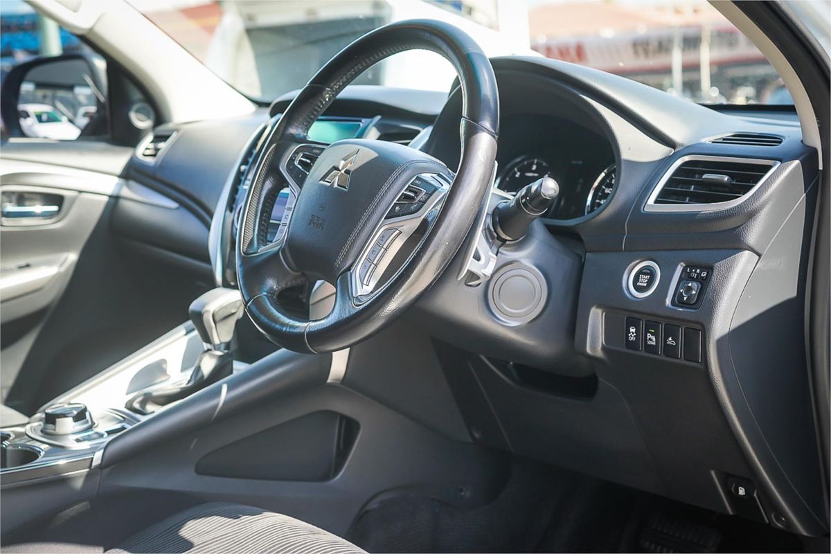 2019 Mitsubishi Pajero Sport GLX QE
