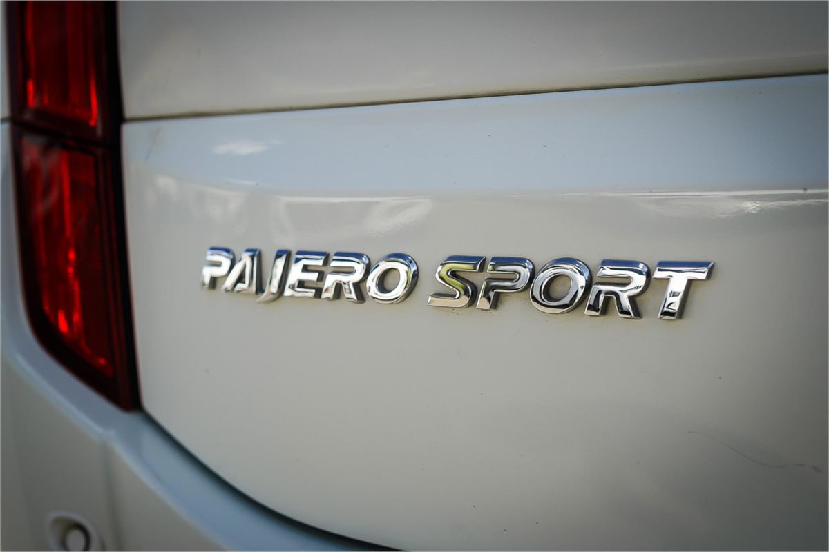 2019 Mitsubishi Pajero Sport GLX QE