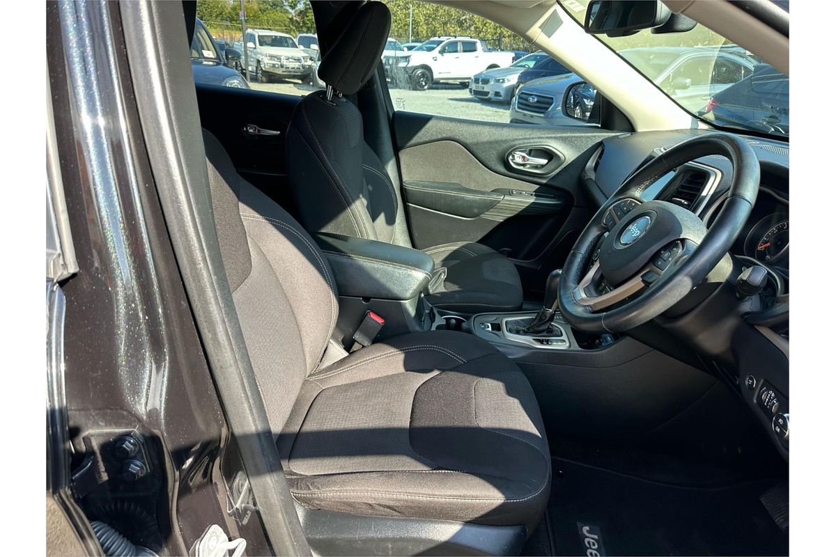 2015 Jeep Cherokee Blackhawk KL