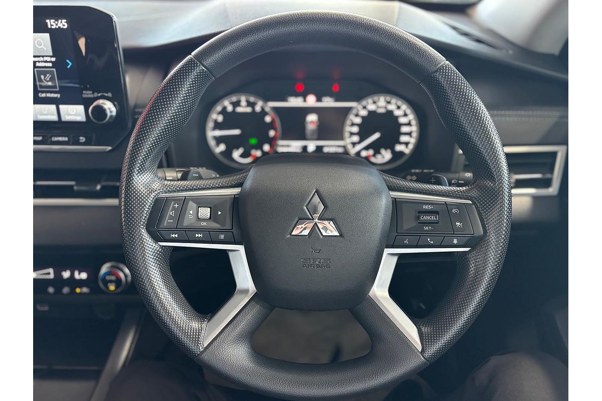 2022 Mitsubishi Outlander ES ZM