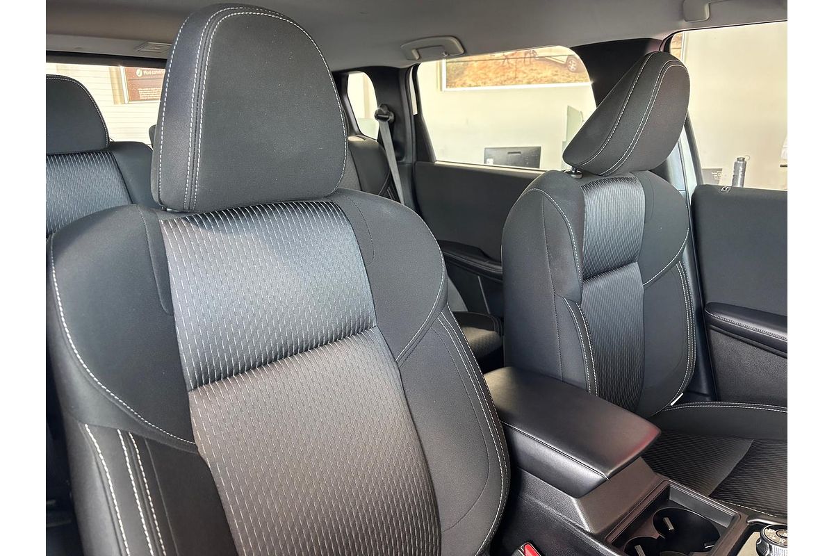 2022 Mitsubishi Outlander ES ZM