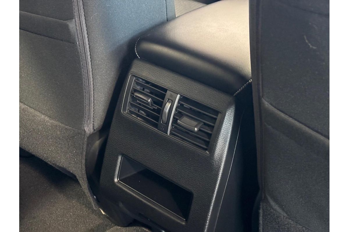 2022 Mitsubishi Outlander ES ZM