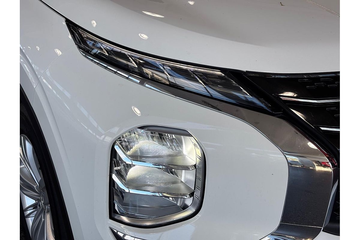 2022 Mitsubishi Outlander ES ZM