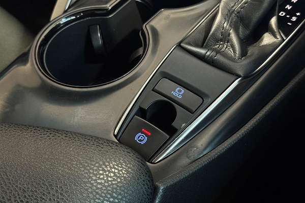 2019 Toyota Camry Ascent ASV70R